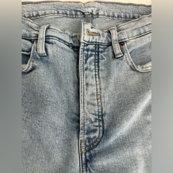 Old Navy Sky High Straight Leg Denim Jeans - Picture 4 of 9